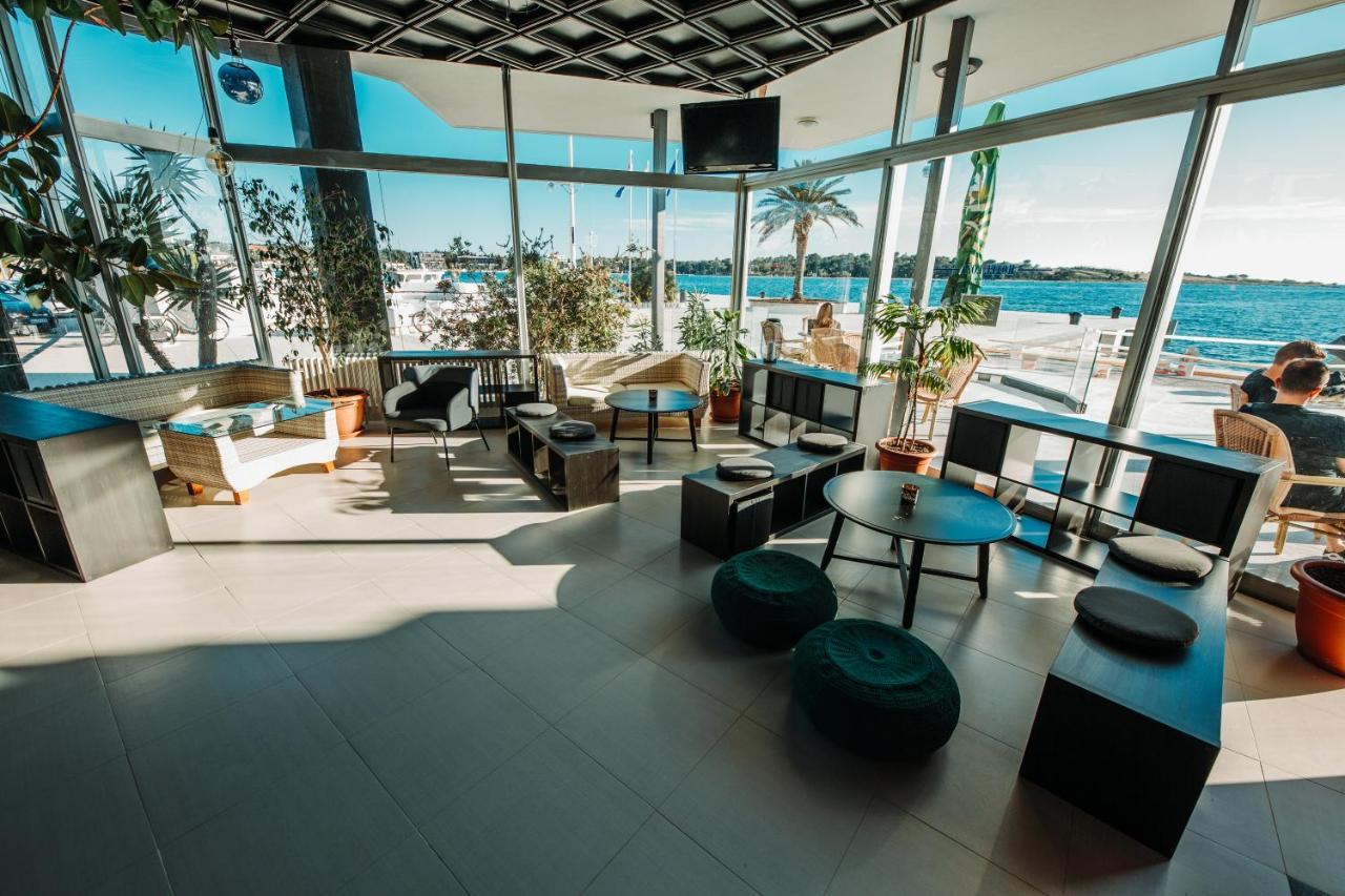 The Loza - Seaside Festival Hotel โนวาลยา ภายนอก รูปภาพ