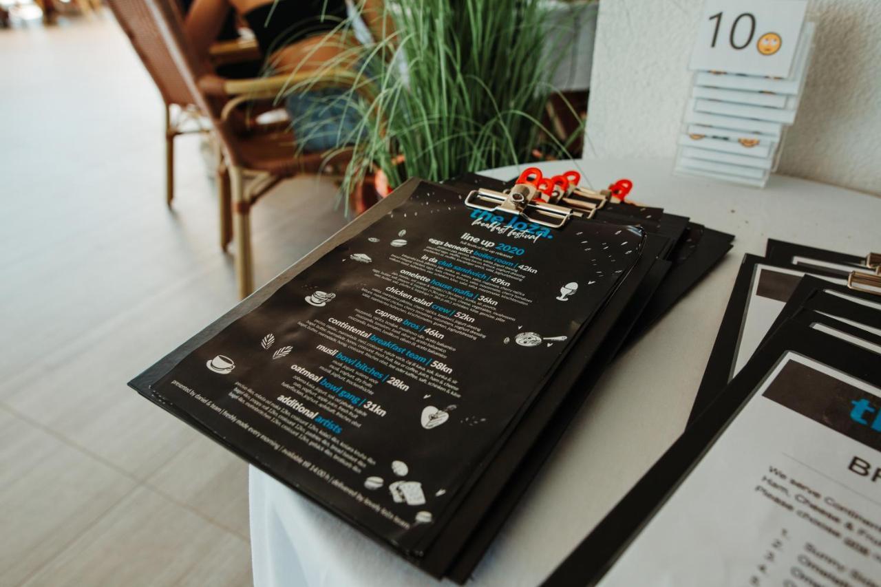 The Loza - Seaside Festival Hotel โนวาลยา ภายนอก รูปภาพ